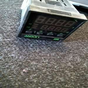 Nuevo y Original No.1 <span class=keywords><strong>Ascon</strong></span> 100240vac Automatizar Automatización Industrial Programable - Product Image 1