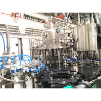Machine de remplissage automatique de jus de fruits en bouteilles PET, ligne de production de remplissage à chaud pour les usines de boissons