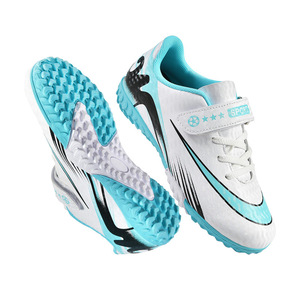 Nuevas Zapatillas de Fútbol para Niños en Oferta - Transpirables, Cómodas, de Caña Baja, con Tacos, Ideales para Jugar en Césped, para Niños y Niñas - Product Image 4