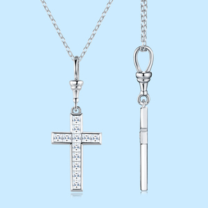 Ciondolo a Croce con Incastonatura a Castone Principessa in <span class=keywords><strong>Argento</strong></span> S925 Placcato Oro con Moissanite Collana con Ciondolo a Croce per Donna - Product Image 2