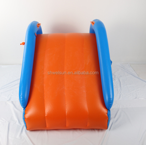 Glissière gonflable de piscine d'amusement de <span class=keywords><strong>centre</strong></span> de jeu de glissière d'eau de PVC d'éclaboussure avec la caractéristique de jet - Product Image 4