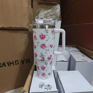 Nuova Tazza Termica da 40oz in Acciaio Inox per San Valentino, Bottiglia d'Acqua Isolata, Thermos da Viaggio per Caffè - Product Image 5