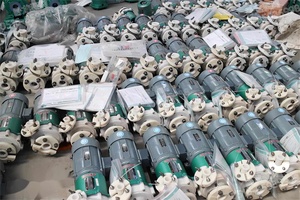 SUOU CQB 40-40-125F Low Magnetic Drive <b>Pump</b> Fluoroplastic for Nitric/ OEM Customizable 1.1KW - Product Image 4