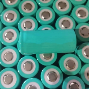 32700 6000mah 3.2V Sel Baterai Silinder Lifepo4 Kapasitas Besar 12AH/18AH/24AH Kompatibel Lampu Tenaga Surya Lithium Ion - Product Image 6