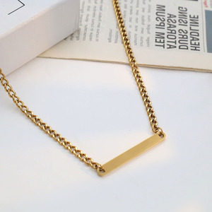 Gold Geometric Pendant Necklace Stainless Steel Minimalist Design Women's Jewelry Clavicle Chain Fashion Accessory - Product Image 3