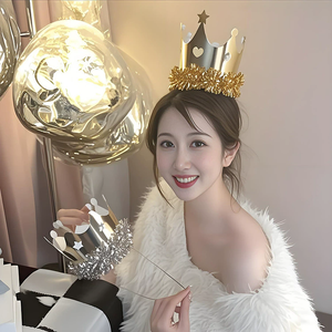 Couronnes de fête brillantes effet miroir laser, dorées et argentées, avec pompons, en papier, taille unique pour enfants et adultes, pour fêtes <span class=keywords><strong>d</strong></span>'anniversaire - Product Image 2