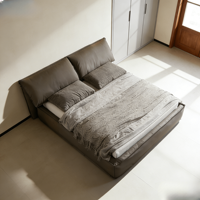 Modernes Kingsize-Bettgestell mit weicher Polsterung aus echtem Leder, langlebiger Kiefernholzkonstruktion, geräuscharmem Betrieb und Antikollisionsdesign.