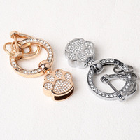 Porte-clés de voiture en alliage de zinc incrusté de diamants, motif patte d'ours mignonne, écologique, polyvalent, style luxe léger, pendentifs créatifs DIY