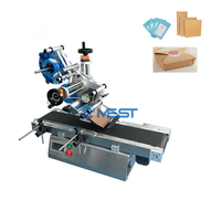 Étiqueteuse de boîte de papier de plateau d'oeufs en carton étiqueteuse d'autocollant transparent supérieur et inférieur de surface plane de boîte automatique