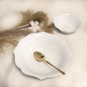 Assiette de table en porcelaine fine blanche, style nordique minimaliste, élégante, avec logo personnalisé, pour mariage, vaisselle de luxe - Product Image 5