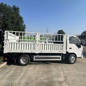 Factory Direct Isuzu 4.2m Small High Fence Cargo Trucks Diesel 4x2 Left Steering Fence Box Truck Price - Product Image 5