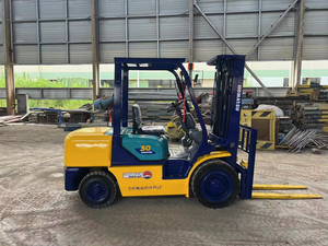 99% Nouveaux chariots élévateurs d'occasion KOMATSU 30 adaptés à divers scénarios avec une puissance puissante très fiable - Product Image 2