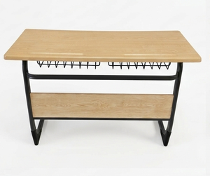 โต๊ะนักเรียนแบบคู่พร้อมชั้นวางของ โครงเหล็ก ท็อปเวอร์ซาลิต สำหรับโรงเรียน ขายส่ง - Product Image 3