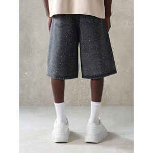 Pantalones Cortos de Mezclilla Holgados Personalizados para Hombre, Negros con Pedrería, de Cintura Alta, Pierna Recta, Estilo Casual Urbano - Product Image 3