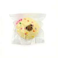 Großhandel Gelbes Strickball-Design Kuchen Silikon Squishy Langsam Zurückfederndes Entspannungs-Fidget-Spielzeug Neuartiges Gebäckmodell Unisex 14+