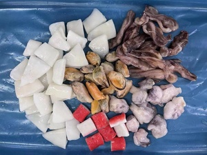 Mix di Prodotti Ittici Assortiti con Calamari, Cozze, Carne di Calamaro e Imitazione Carne di Granchio, Confezione da 1 libbra o 1 kg/sacchetto - Product Image 2