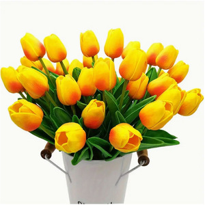 ดอกทิวลิปประดิษฐ์สีแดงพระอาทิตย์ตก สีเหลืองส้มไล่เฉด ผ้าไหมตกแต่งบ้าน ของตกแต่งงานแต่งงาน ชุด 10 ชิ้น - Product Image 3
