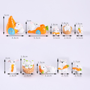 Figurines miniatures de lapin blanc en résine avec carottes et maison pour la décoration de la maison, accessoires d'artisanat artistique - Product Image 3