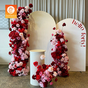 Arco Floreale Sunwedding con <span class=keywords><strong>Rose</strong></span> Artificiali Rosse e Rosa per Decorazioni di Matrimoni, Feste, Natale, Halloween, Festa della Mamma e Pasqua - Product Image 1