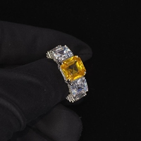 Bague personnalisée pour homme en argent sterling 925 avec moissanite jaune VVS taille Asscher, sertie à la main, effet éblouissant