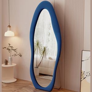 Specchio da Terra Decorativo Grande su Misura, Forma Irregolare, Specchio a Figura Intera per Soggiorno e Camera da Letto - Product Image 4