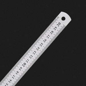 Regla colgante de acero inoxidable para que los estudiantes mecanicen su propia medición: 15 cm, 20 cm, 30 cm, escala clara. - Product Image 4