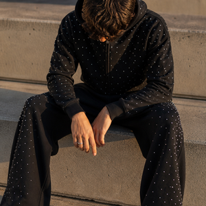 Fabricant de survêtements personnalisés de 500 GSM, OEM, avec strass, effet délavé, style streetwear vintage pour hommes - Product Image 1