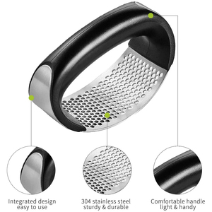 Accessoires de cuisine très demandés : Éplucheur, presse-ail, hachoir à gingembre en acier inoxydable - Product Image 3