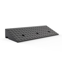 Tapis de seuil, rampe de passage, traversin de trottoir, rehausseur d'escalier, caoutchouc, bosse ralentissante, solide