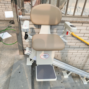 Elevador de Silla para Ancianos con Control Remoto Inalámbrico, para Uso en Interiores y Exteriores en el Hogar y la Villa - Product Image 6