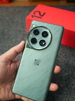 Nouveau modèle mondial. Charge sans fil. Entièrement redessiné, Plus 12, écran AMOLED de 6,82 pouces, 120 Hz. Appareil photo 64,0 MP..Carte Sl