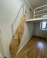 Escalier sur mesure en acier aluminium pliable Prima, avec marches en bois, en marbre, en quartz, en acier inoxydable, avec garde-corps
