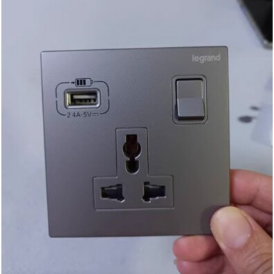 5-day custom usb socket with switch