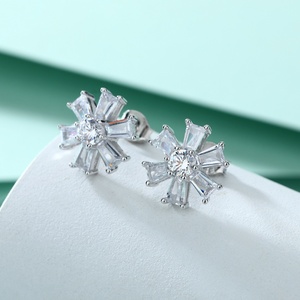 Pendientes de Plata de Ley 925 con Forma de Copo de Nieve, Geométricos, Modernos, Minimalistas, de Lujo, con Circonita Cúbica, para Mujer - Product Image 3