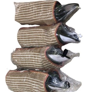 Manchon de protection pour l'entraînement au mordage des chiens Heart-To-Heart Dog Supplies, en tissu durable, pour adultes, protection complète du bras - Product Image 3