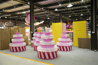 Décorations de magasin de bonbons colorés affichage doux décoration d'affichage de bonbons en vrac de gondole rose pour magasin de bonbons