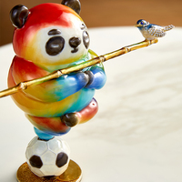 RORO Nouveau Design Décoration de Table de Luxe avec un Motif Panda Football Toutes Saisons Ramadan Matériel en Alliage Peinture Émail Artisanat