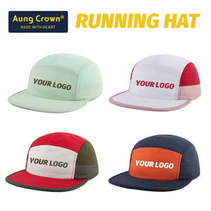 Gorra <span class=keywords><strong>de</strong></span> running <span class=keywords><strong>de</strong></span> 5 paneles con logotipo reflectante personalizable al por mayor, transpirable, con ribete suave, que absorbe la humedad y tela antidesgarro, ideal para senderismo. - Product Image 3