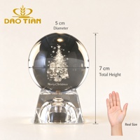Boule de cristal personnalisée pour arbre de Noël, sphère gravée au laser avec base, nom et date personnalisés, souvenir de vacances, boîte cadeau, vente en gros