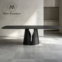 Meubles de salle à manger en marbre et ardoise de design italien moderne de luxe, table rectangulaire avec pieds en métal, ensemble de table à manger pour 8 personnes