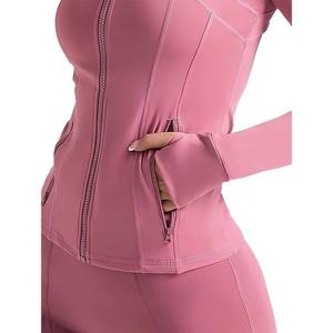 2025 nuevas mujeres Yoga deportes abrigo de manga corta talla grande pulgar agujero cremallera apretado ligero transpirable correr ropa deportiva chaqueta - Product Image 1