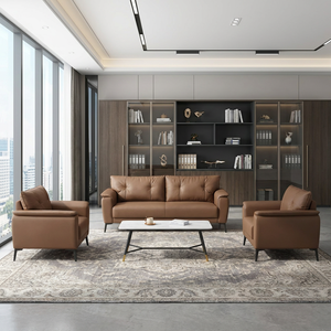 Set di Divani da Ufficio in Pelle Marrone Moderna, Arredamento per Reception Esecutiva con Gambe in Metallo per Aree d'Attesa Aziendali - Product Image 1
