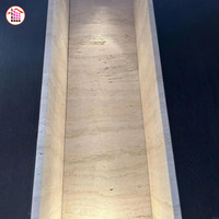 Plan de travail d'îlot de cuisine haut de gamme en travertin massif, plan de travail d'îlot de cuisine en travertin beige poli de qualité supérieure avec évier