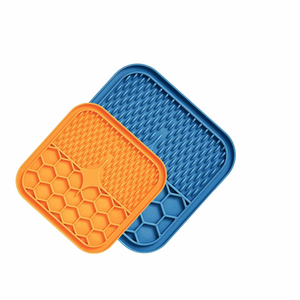 Jouets éducatifs pour animaux de compagnie en silicone à succès, coussinets alimentaires à ventouses, coussinets de lèche-lèche pour chiens et chats, bols pour chiens - Product Image 1