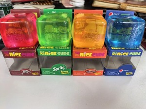 Needoh Nice Cube Suptid Squish, Juguete Antiestrés Suave para Apretar, con Caja de Regalo Sorpresa con Rompecabezas - Product Image 6