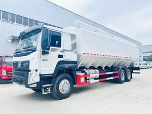 Sinotruck HOWO 6x4 20000L 20cbm Camión de alimentación a granel Euro 2 tanque Volumen 40cbm 20 Tons Camión de alimentación de pollos en venta - Product Image 3
