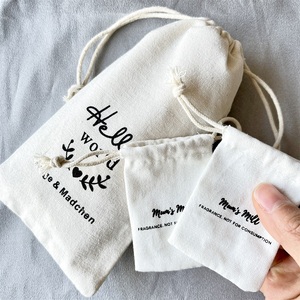 Nhà Máy Giá calico vải nhỏ vẽ chuỗi Túi sinh thái thân thiện bông dây kéo túi tùy chỉnh với logo cho mỹ phẩm - Product Image 6