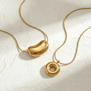 Collier en acier inoxydable 304 de style vintage avec finition plaquée or 14K et 18K, pendentif géométrique creux lisse, chaîne réglable - Product Image 1