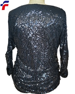 Vente chaude <span class=keywords><strong>de</strong></span> <span class=keywords><strong>Noël</strong></span> partout <span class=keywords><strong>tunique</strong></span> à paillettes manches épaules ouvertes col bateau élastique ruché coutures latérales - Product Image 3