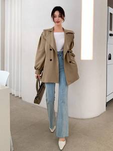 Veste élégante sur mesure OEM ODM pour femme, collection automne-<span class=keywords><strong>hiver</strong></span>, <span class=keywords><strong>manteau</strong></span> trench uni tissé pour le bureau, décontracté et quotidien - Product Image 5